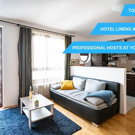 Free Parking! Soho 304, 4 Ppl, Ac, Fast Wifi, Smart Tv * Budapest