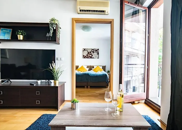 Free Parking! Soho 304, 4 Ppl, Ac, Fast Wifi, Smart Tv *