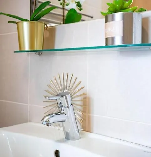 Free Parking! Soho 304, 4 Ppl, Ac, Fast Wifi, Smart Tv アパート