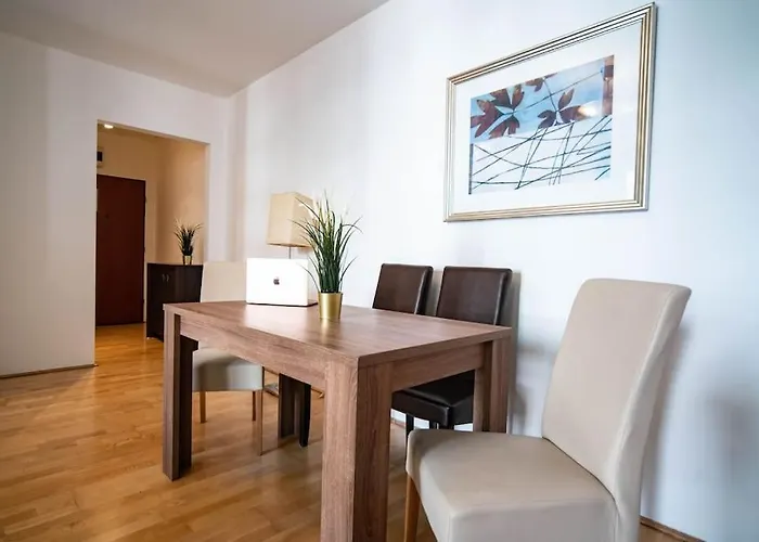 Free Parking! Soho 304, 4 Ppl, Ac, Fast Wifi, Smart Tv アパート ブダペスト