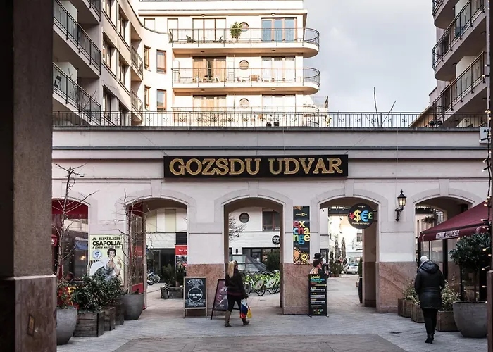 Free Parking! Soho 304, 4 Ppl, Ac, Fast Wifi, Smart Tv *