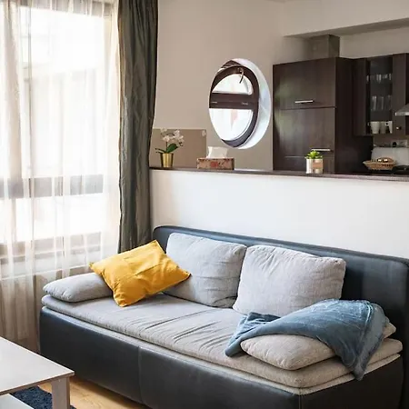 Apartament Free Parking! Soho 304, 4 Ppl, Ac, Fast Wifi, Smart Tv