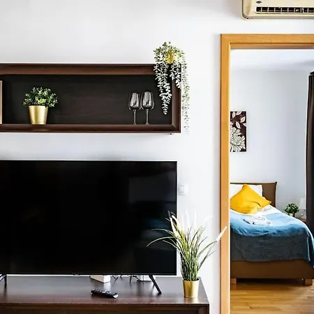 Daire Free Parking! Soho 304, 4 Ppl, Ac, Fast Wifi, Smart Tv Budapeşte